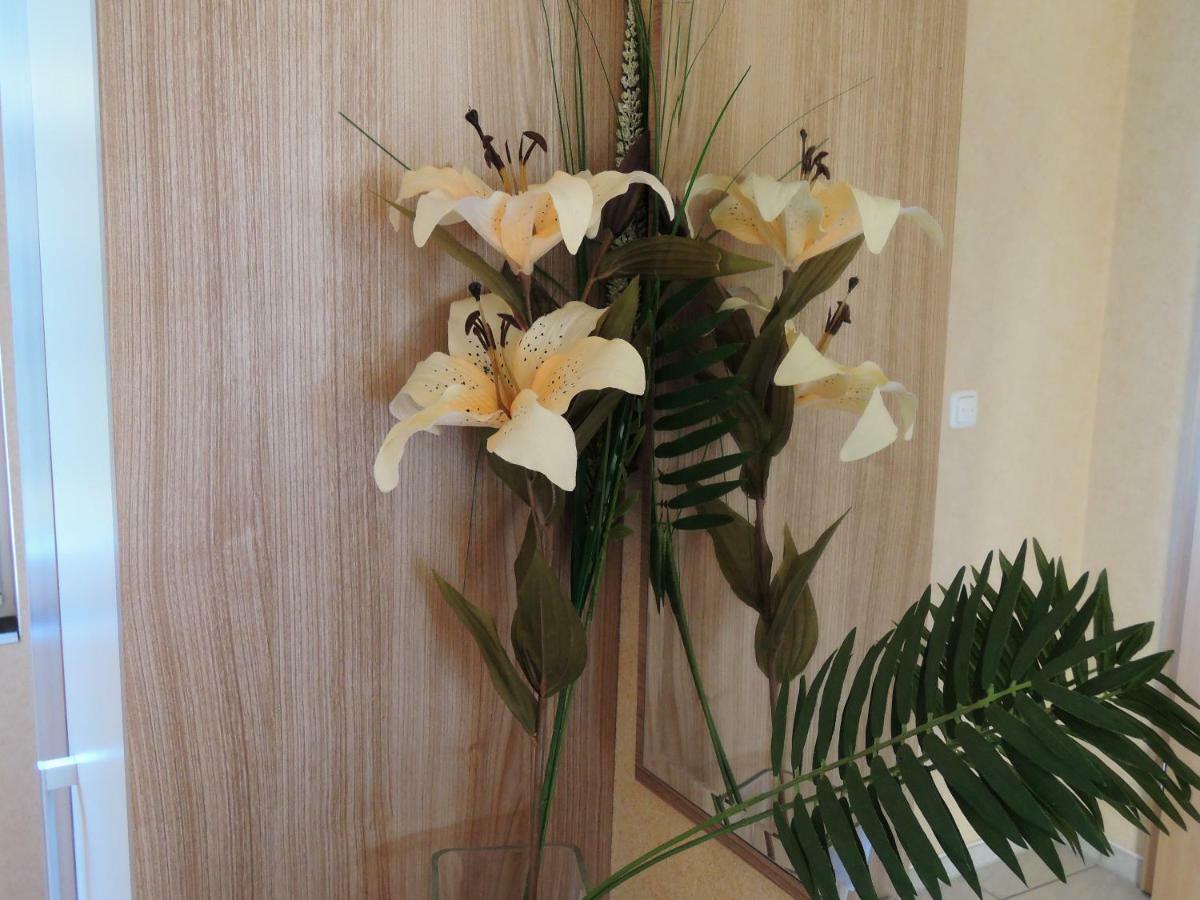 Guesthouse "Southside Of Hamburg" Екстер'єр фото